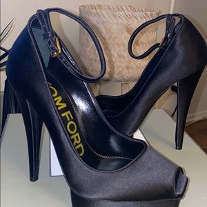 Tom Ford F20 125mm Peep Toe ankle strap heels 38